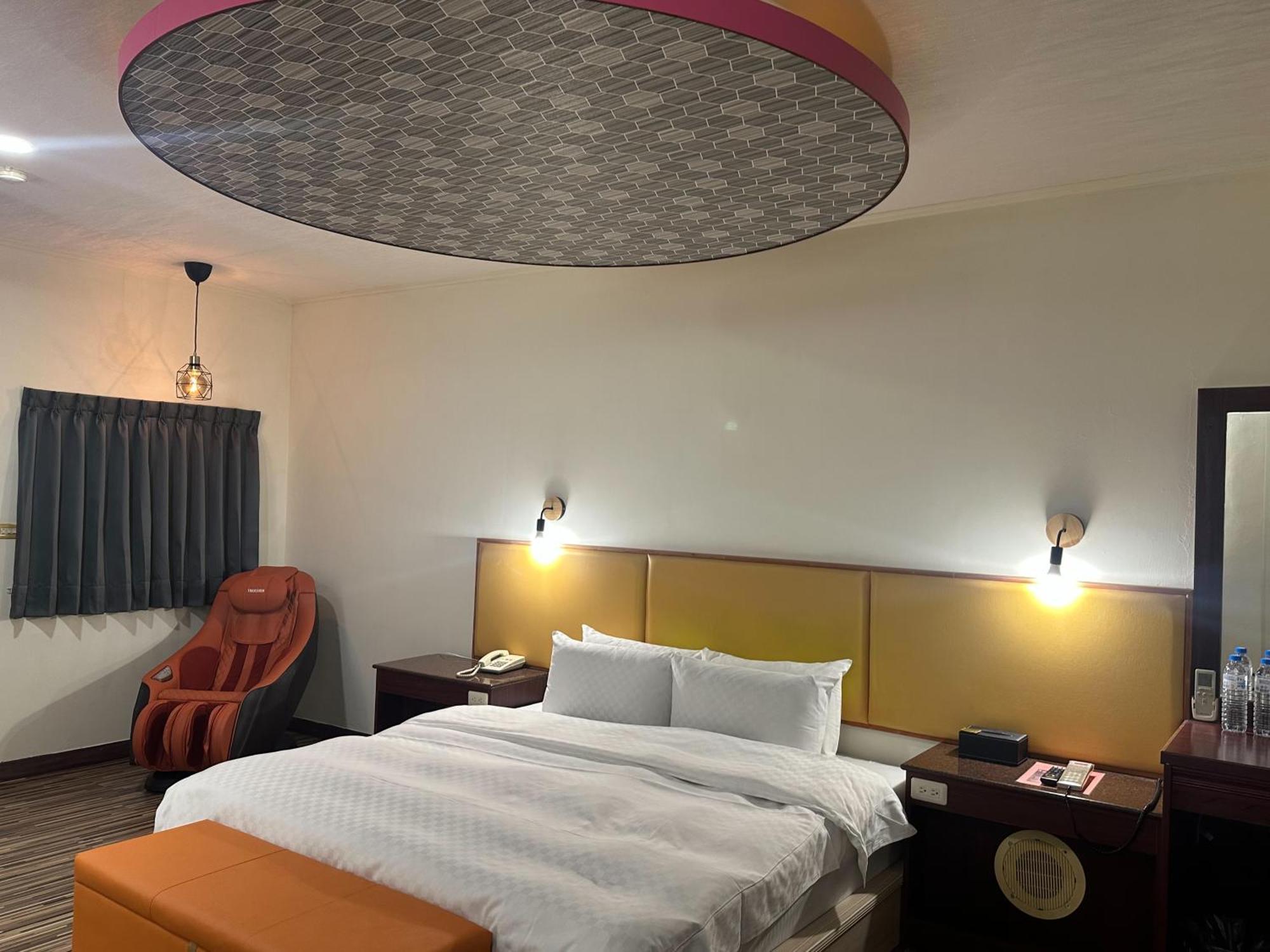 Hua Du Motel Jiji Exterior photo